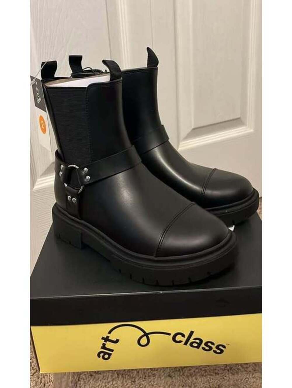 Art Class Crosby Boots girls size 2